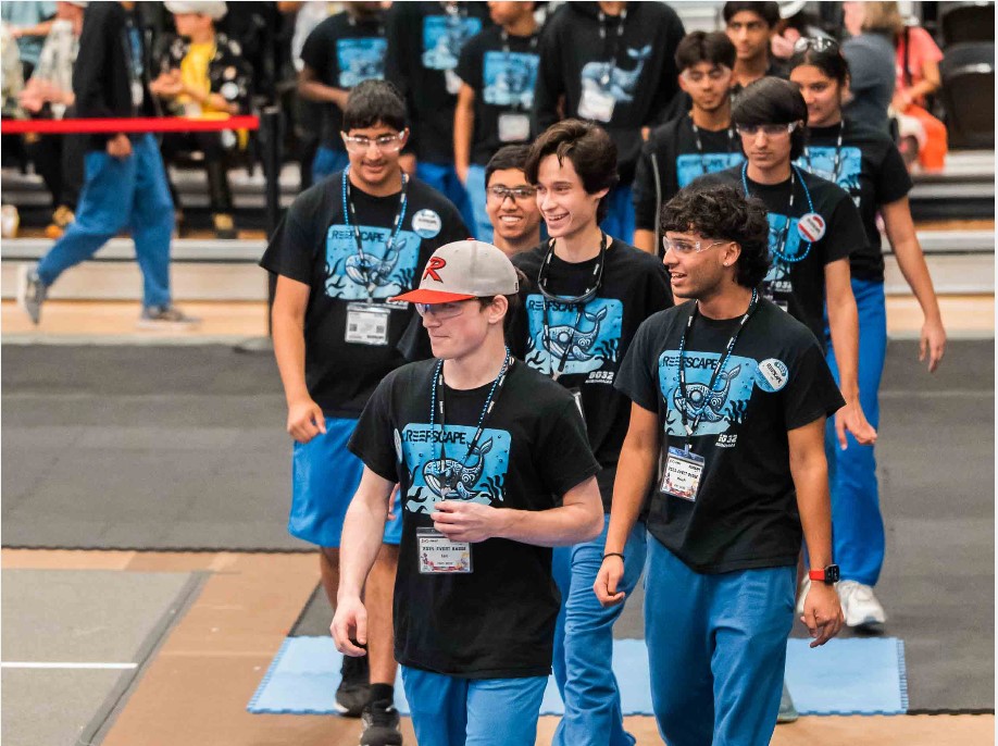 Robowhales team 9032 FRC team, Cary NC, Whirlpool Crescendo